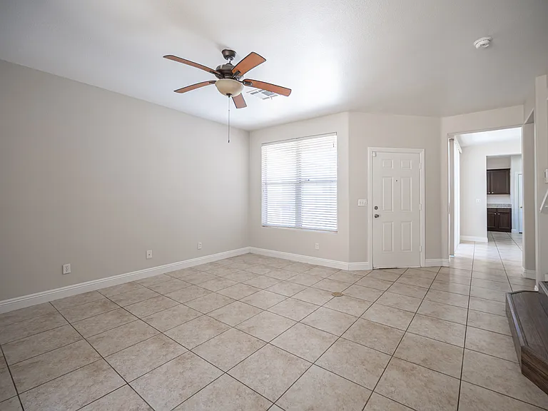 8967 Ellenbrook St — Photo 3