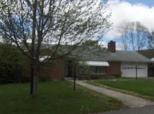 817 14th Ave, Marlinton, WV