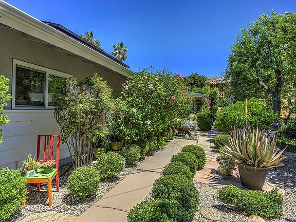 2nd image of 9703 Sombra Terrace St