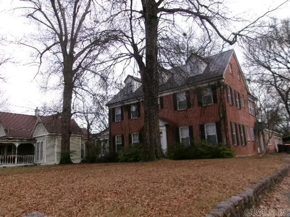 402 W Martin Pl, Pine Bluff, AR 71601