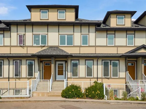 50 SW Westland Rd #406, Okotoks, AB T1S 2G4