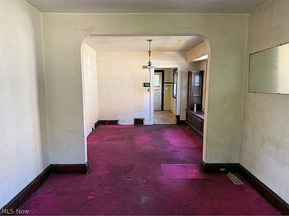 5th image of 10205 Sandusky Ave