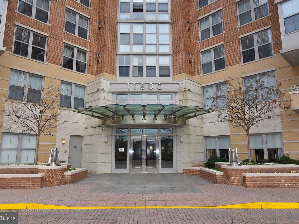 1st image of 11800 Sunset Hills Rd Unit 823