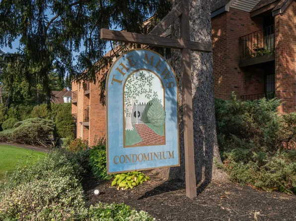 38 North Main Street APT 29, West Hartford, CT 06107