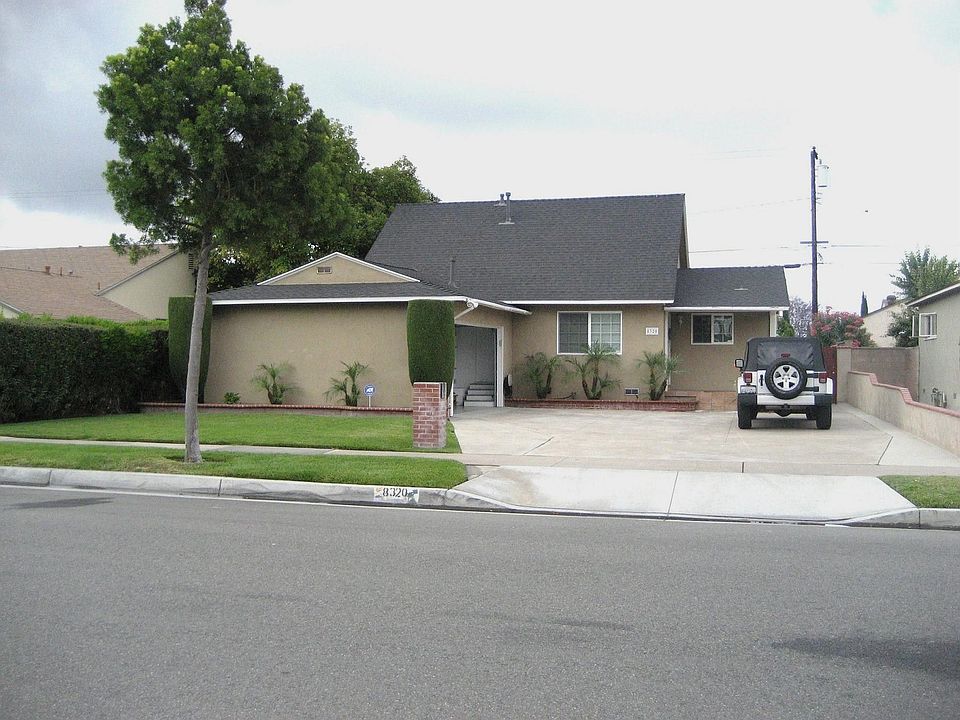 1st image of 8320 Poinsettia Dr