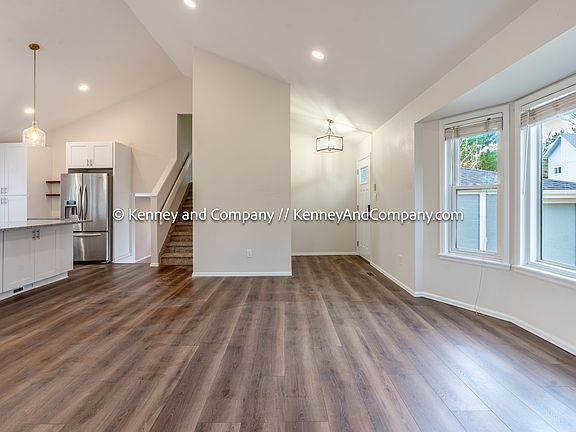 3rd image of 693 Grey Eagle Cir S