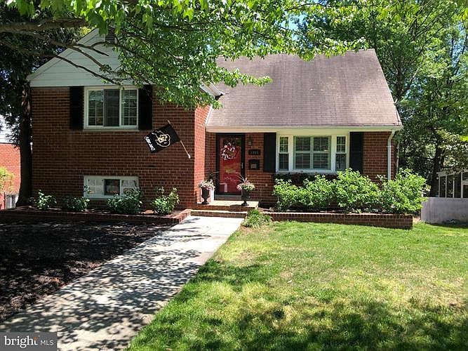 1st image of 1065 Palmer Pl