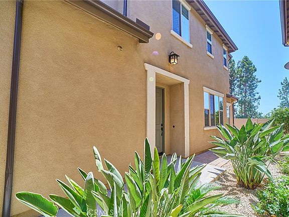 3rd image of 350 Catalina Way