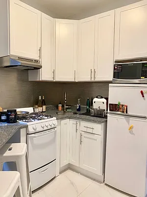 Rented by Living New York | media 25