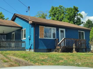 1312 Robin Ln, Fairmont, WV