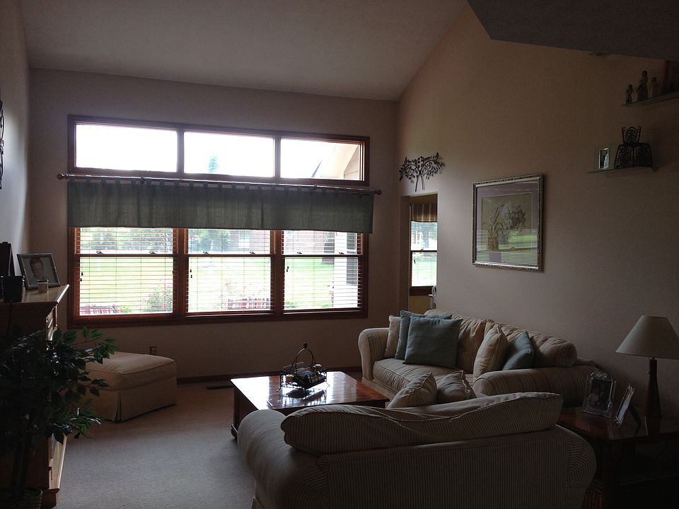 Vaulted living room