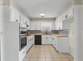 8313 NW 19th St, Oklahoma City, OK 73127