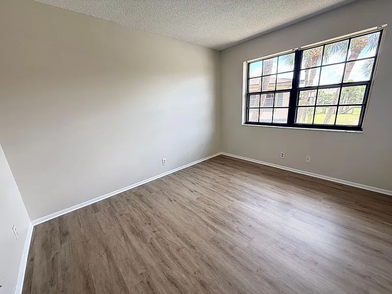 19505 Quesada Ave #KK-204 — Photo 13