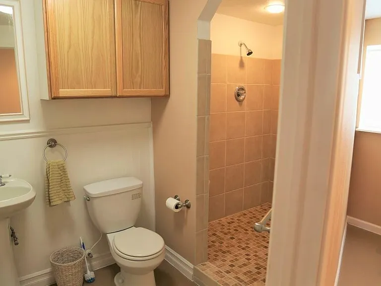 4030A SW Western Blvd — Photo 2