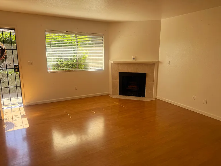 3001 Quail Hollow Dr — Photo 6