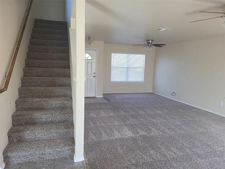 324 Chisholm Trl — Photo 8