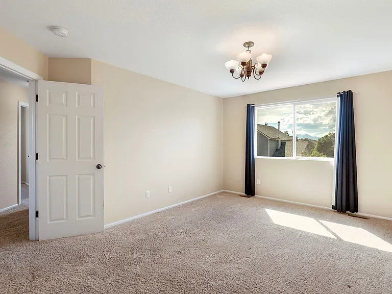 6276 Riverdale Dr — Photo 30
