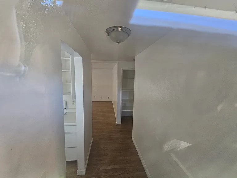 284 Scott St SE — Photo 5