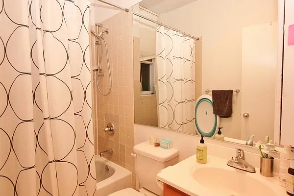 Rented by Corcoran | media 12