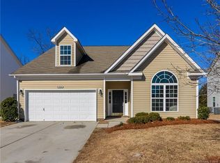 10620 Atkins Ridge Dr, Charlotte, NC 28213