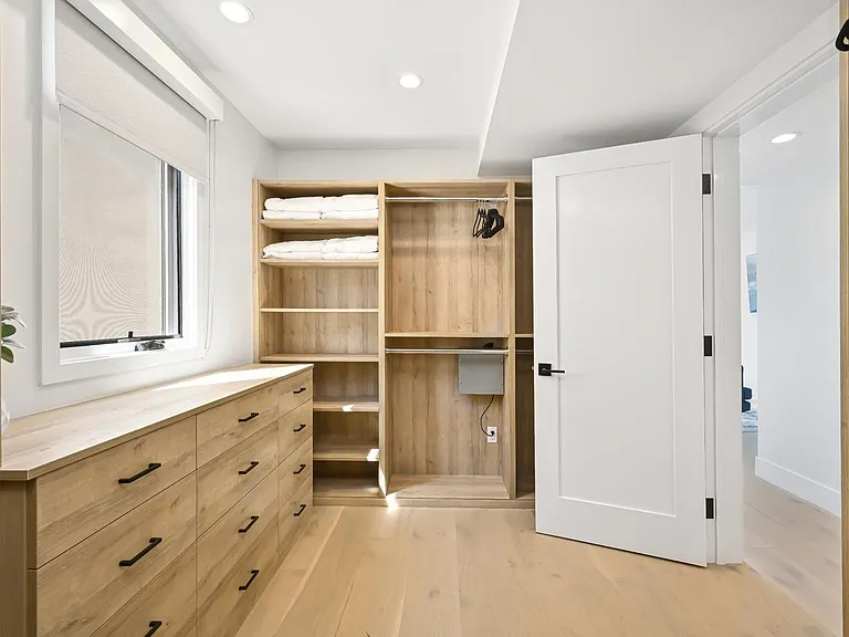 413 E Edgewater Ave — Photo 35