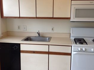 24449 Rensselaer St, Oak Park, MI 48237