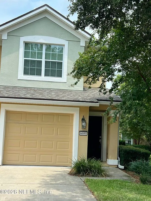 2 bed, 2.0 bath, 1797 sqft, $1,850 — Photo 1