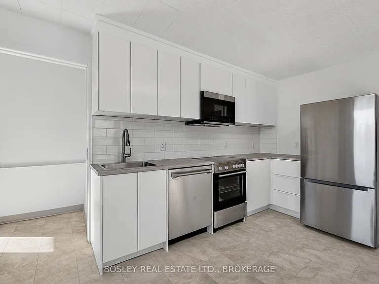 242 Mary St #10 — Photo 6