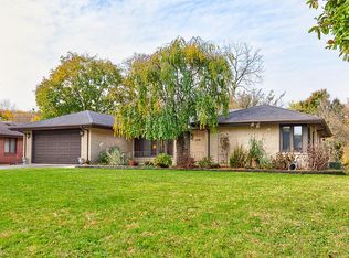 1810 75th St, Windsor Heights, IA 50324