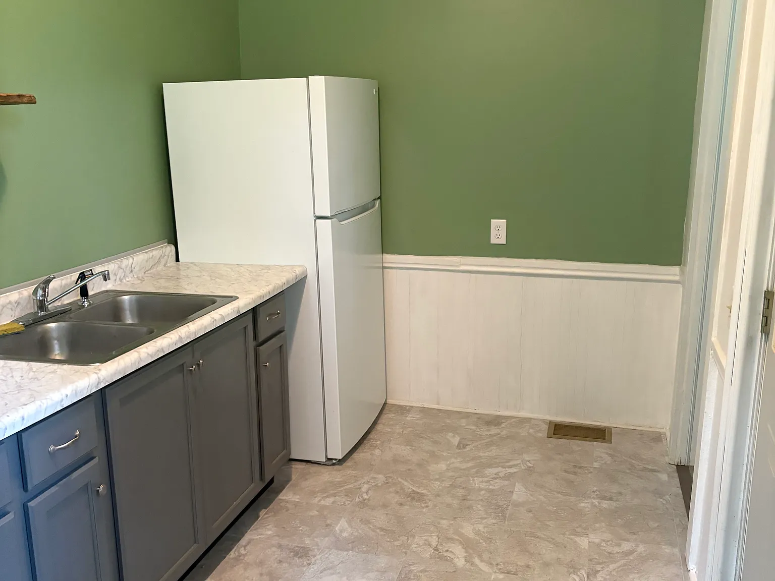 2 bed, 1000 sqft, $1,000 — Photo 4