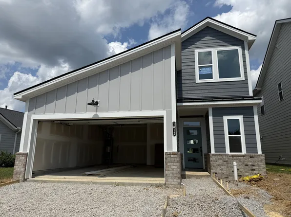 1012 Linn Cove Ct, Gallatin, TN 37066
