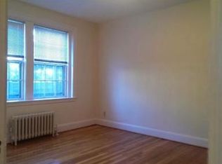 393 Broadway APT 2, Cambridge, MA 02139