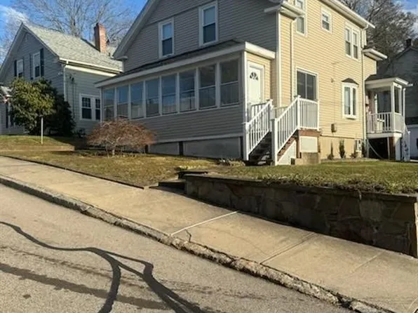 88 Summit Ave #1, West Warwick, RI 02893