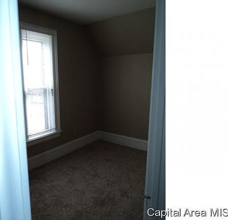 5th image of 914 W North St
