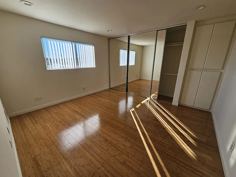 7605 W Manchester Ave #11 — Photo 7