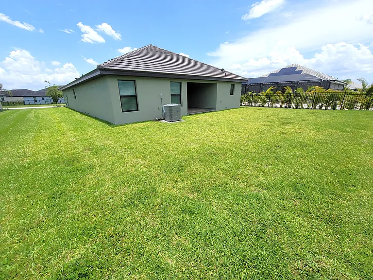 4829 Summit View Way — Photo 44