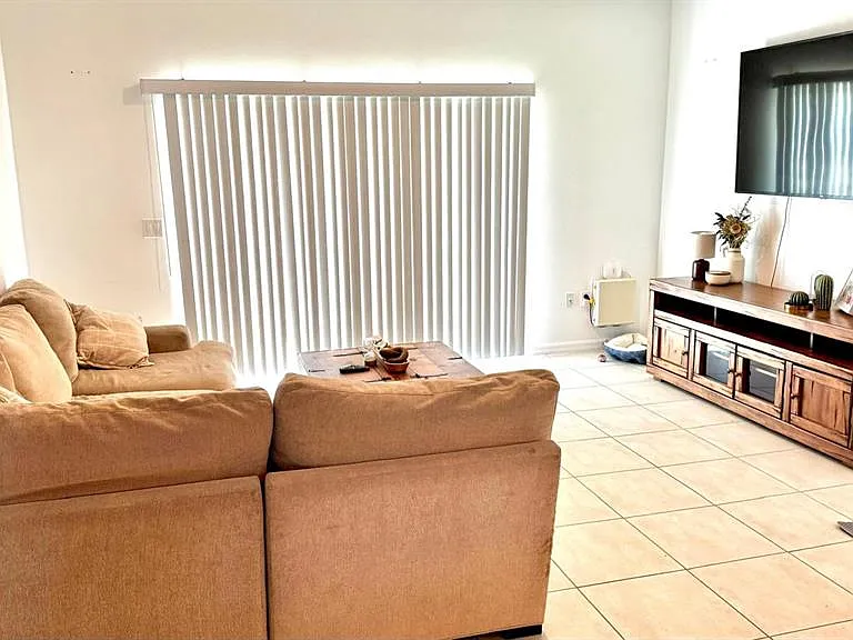 3322 Composition St — Photo 4