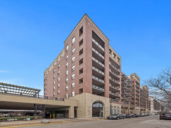 833 W 15th Pl Unit 711, Chicago, IL 60608