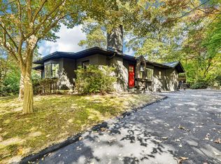 107 Gnarled Hollow Rd, East Setauket, NY 11733