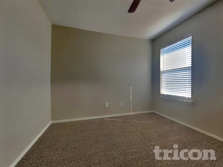 2021 Fair Crest Trl — Photo 12