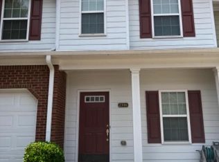 2386 Suwanee Pointe Dr, Lawrenceville, GA 30043