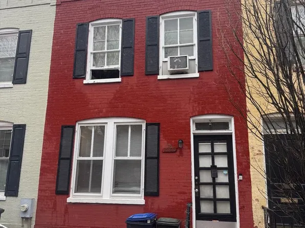 1233 33rd St NW, Washington, DC 20007