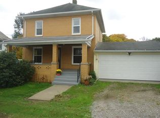 11 Carnegie St, Greenville, PA 16125