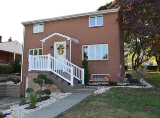 662 Meadow Rd, Irwin, PA 15642