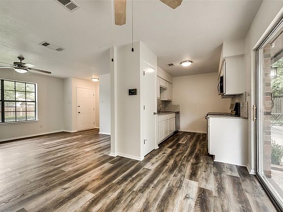 5th image of 3814 Drew Ln