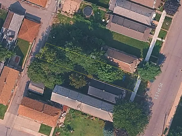 916 W 151st St, East Chicago, IN 46312