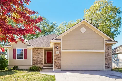 512 Hibiscus Dr Photo 1