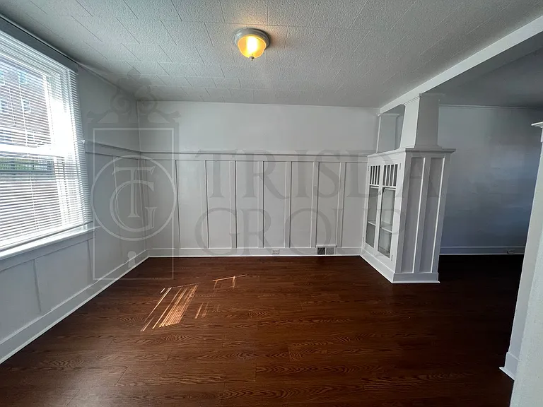 1137 Illinois Ave — Photo 9
