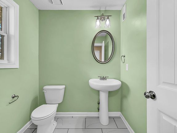5th image of 1177 Gentry Dr