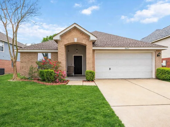 8435 Windy Thicket Ln, Cypress, TX 77433
